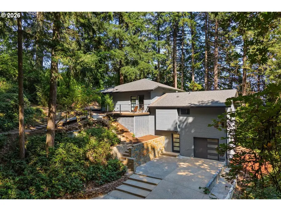 2325 Marylhurst Dr, Northwest Clackamas, OR 97068 - #2