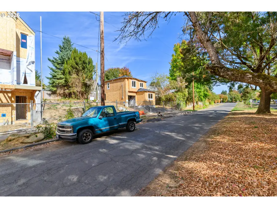 SE Waverleigh Blvd, Portland, OR 97202 - #3