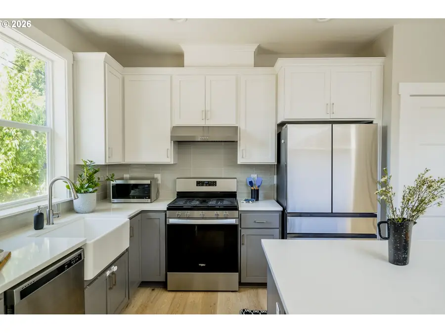 9446 N Tyler Ave #A, Portland, OR 97203 - #3