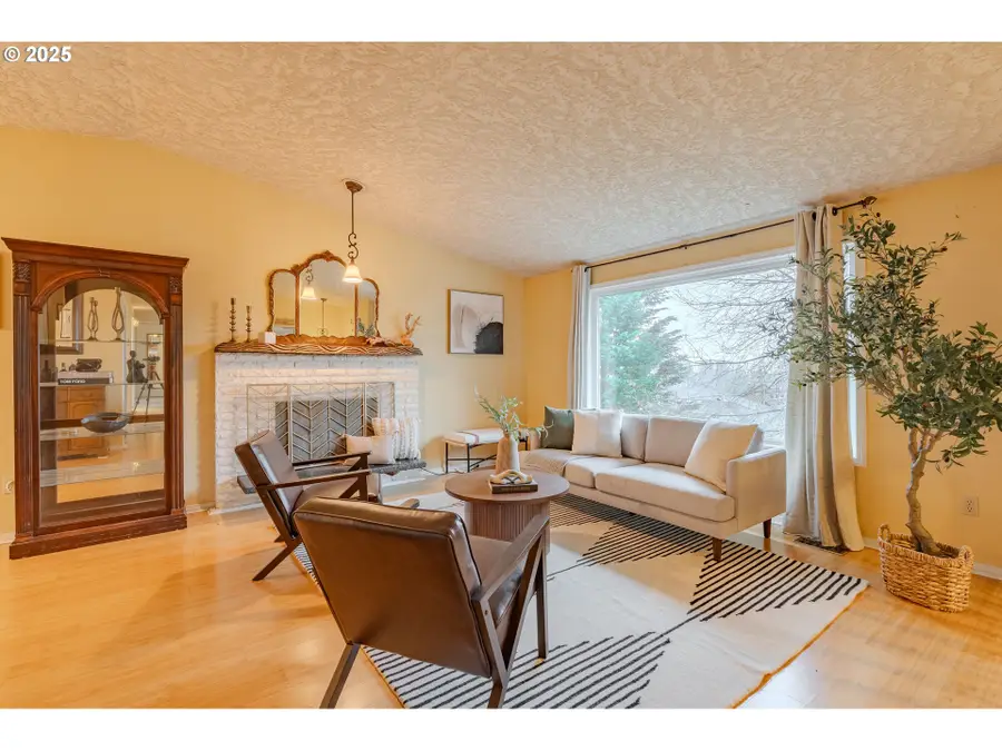 3270 NW Ivy Ln, Camas, WA 98607 - Image #2