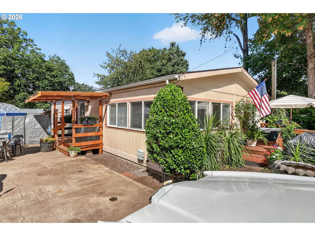 9015 NE Sumner St, Portland, OR 97220 - #1