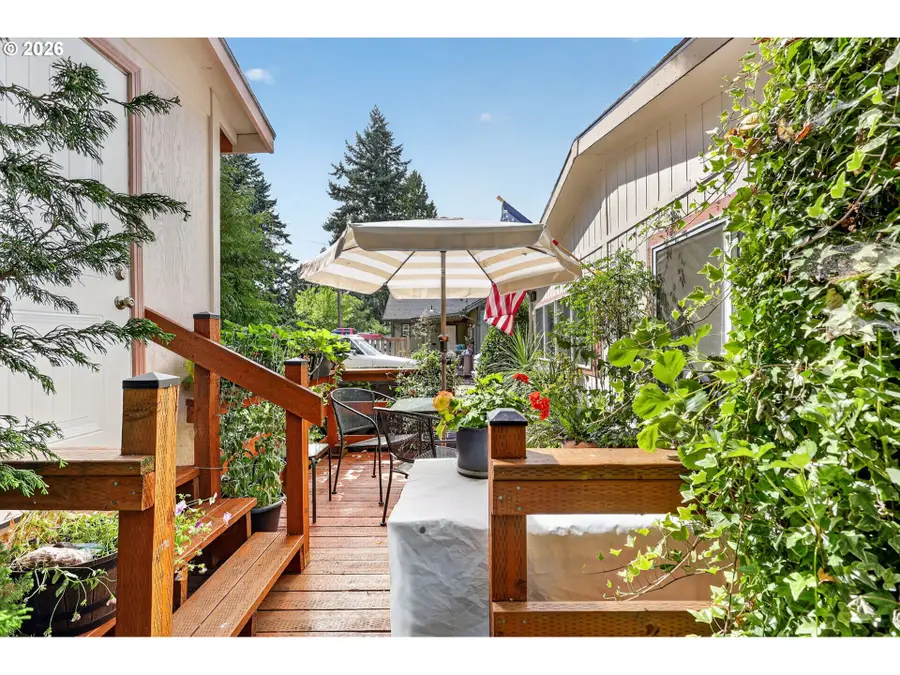 9015 NE Sumner St, Portland, OR 97220 - #2