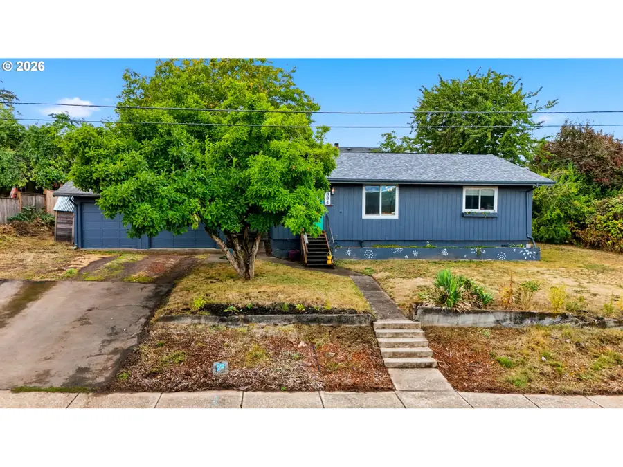 304 2nd St, Gaston, OR 97119 - #2