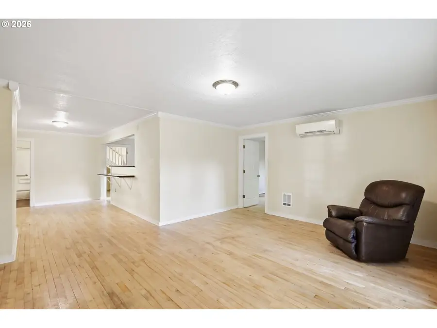 716 F St, Springfield, OR 97477 - #2