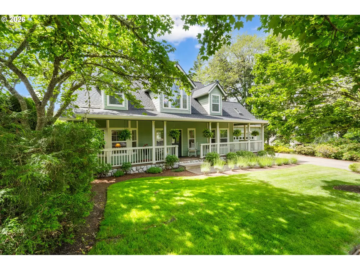 2940 Summit Terrace Dr, Eugene, OR 97405 - #1