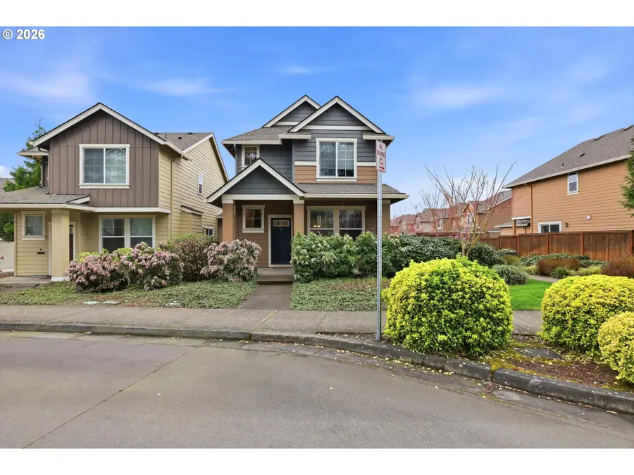 10564 NE Gateway St, Hillsboro, OR 97006 - #2