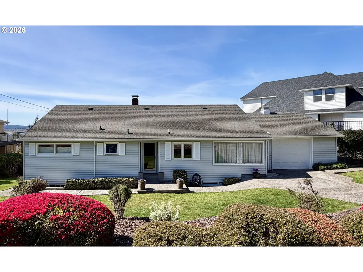 333 W Niagara Ave, Astoria, OR 97103 - #1