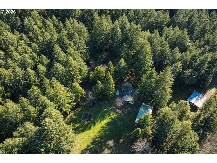 1954 Yeust Rd, Azalea, OR 97410 - #3