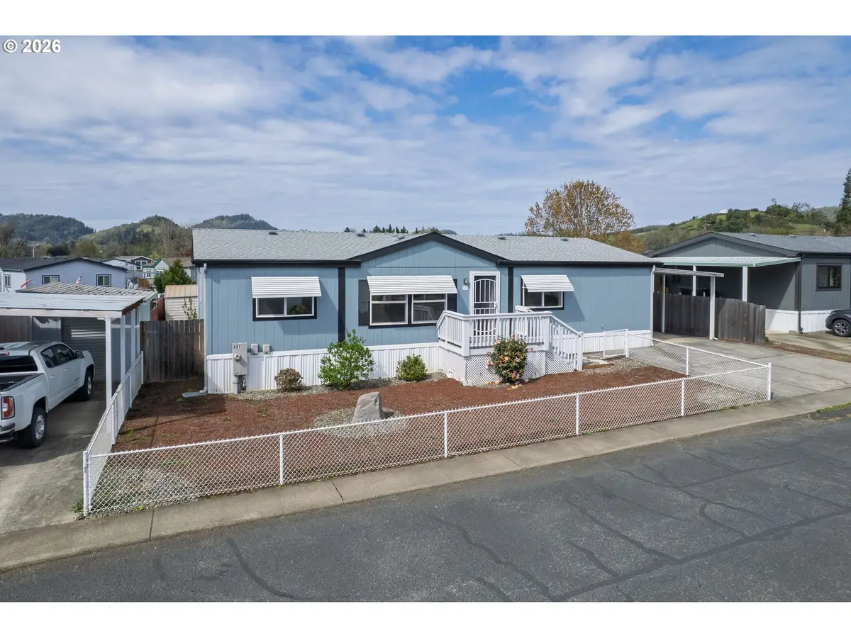 221 NW Bree Dr, Winston, OR 97496 - #1