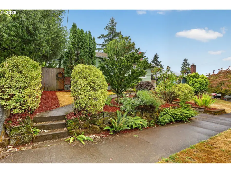 4916 SE Tibbetts St, Portland, OR 97206 - #3