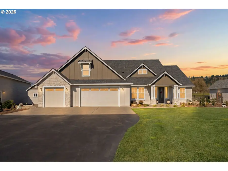 136 Klazina Ct, Woodland, WA 98674 - #2