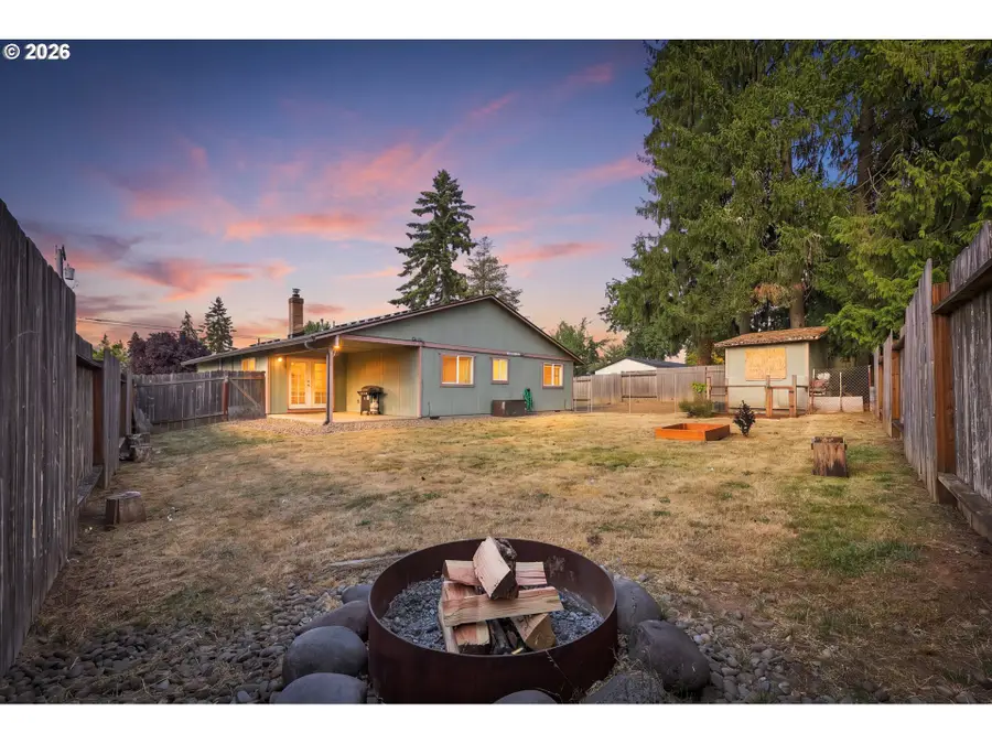 38370 Sandy Heights St, Sandy, OR 97055 - #3