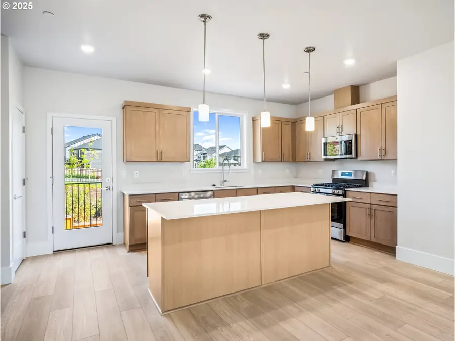 11950 SW 176th Dr, Beaverton, OR 97007 - Image #2