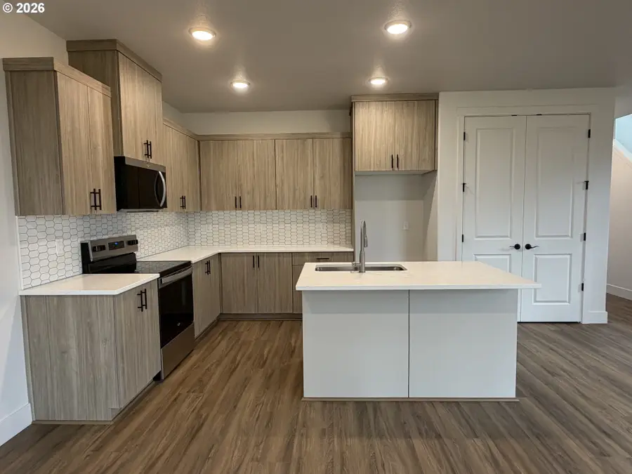 16081 Barlow Trail Ln, Oregon City, OR 97045 - #2