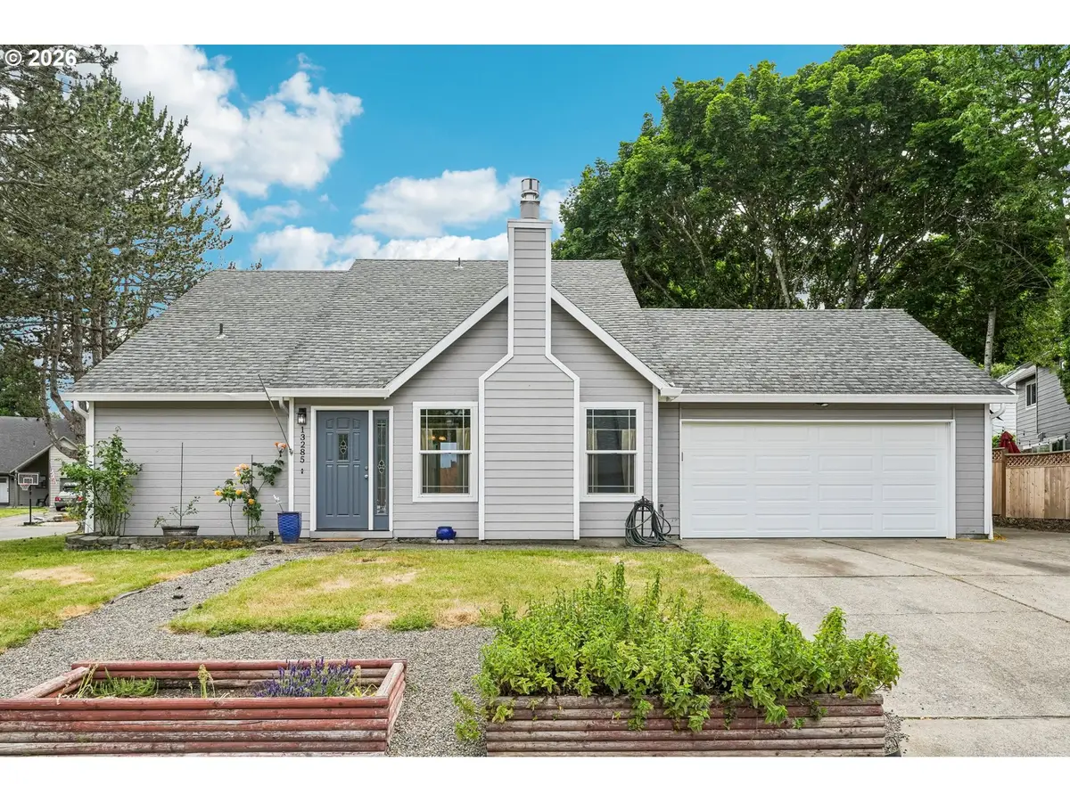 13285 SW Brittany Dr, Tigard, OR 97223 - #1