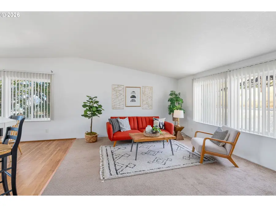 206 Columbia Ave, Dallesport, WA 98635 - #3