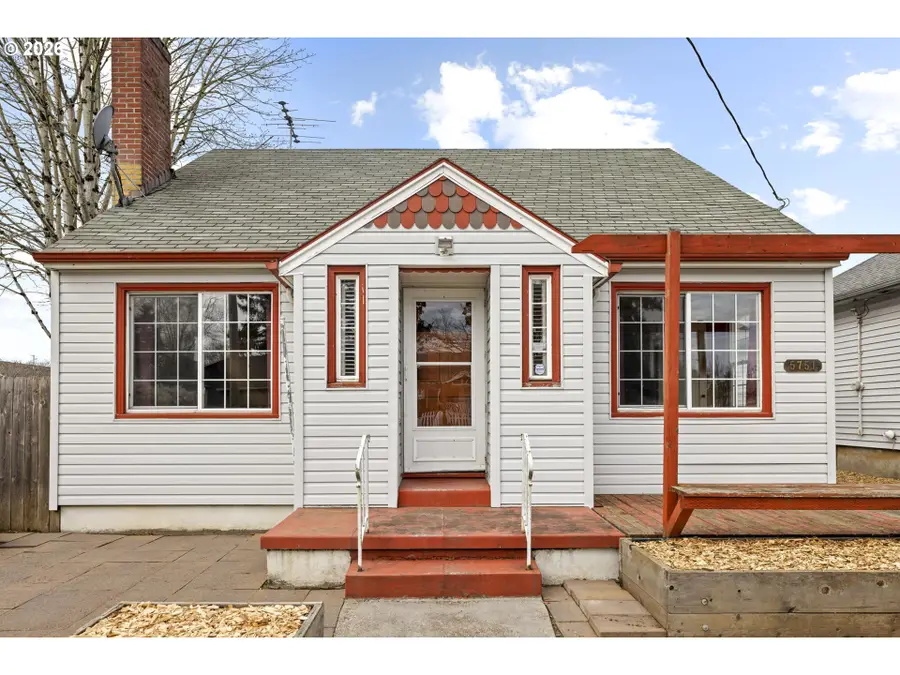 5751 SE 87th Ave, Portland, OR 97266 - #3