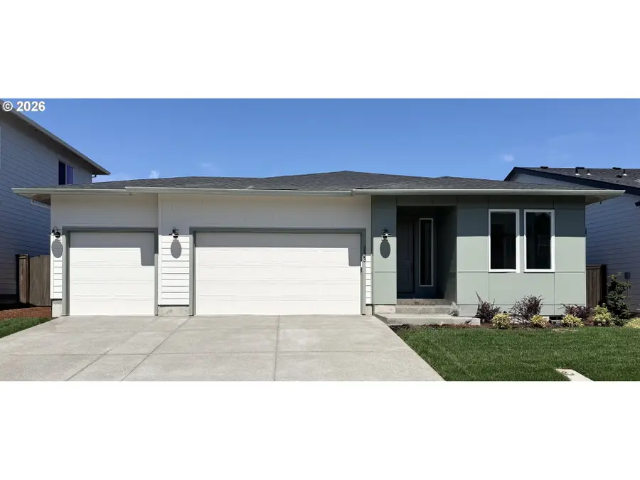 733 Magnolia Ave, Woodburn, OR 97071 - #2
