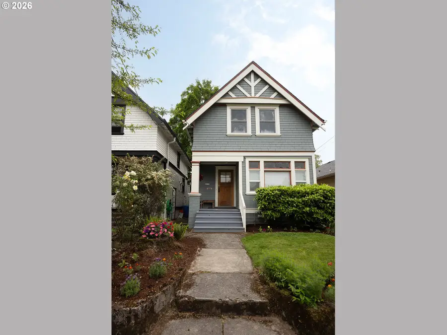 4022 SE Caruthers St, Portland, OR 97214 - #2