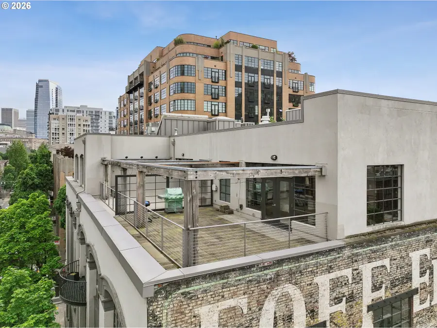 1011 NW Glisan St #303, Portland, OR 97209 - #3