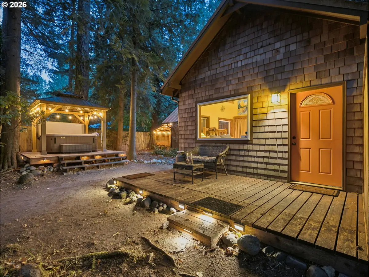 66537 E Mountain Air Dr, Welches, OR 97067 - #1