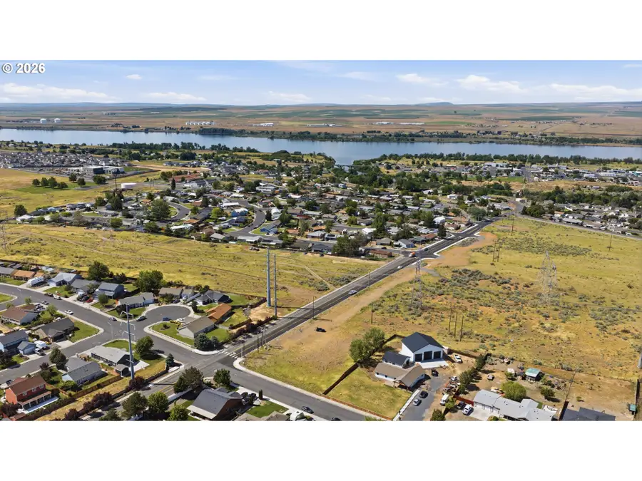 311 Pine Tree Ave, Umatilla, OR 97882 - #2
