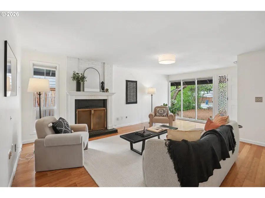 4030 SW 188th Ave, Beaverton, OR 97078 - #3