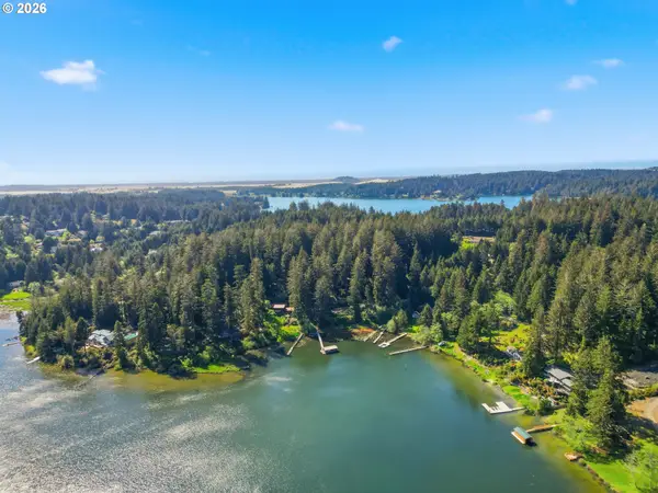 83553 Jensen Ln, Florence, OR 97439