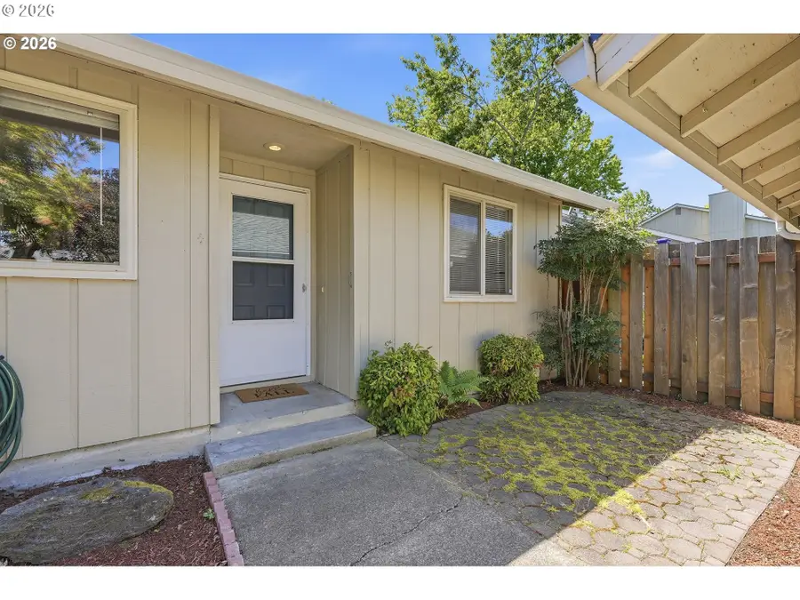 2986 SE Blue Bird Dr, Hillsboro, OR 97123 - #3