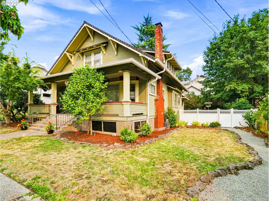 810 Center St, Oregon City, OR 97045 - #3