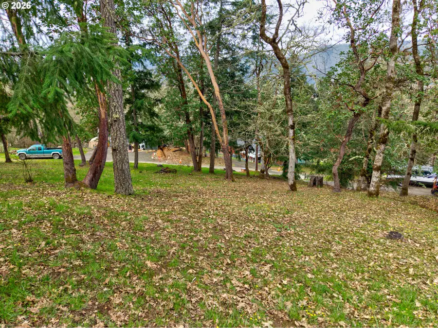 755 Plin St, Myrtle Creek Riddle, OR 97457 - #3