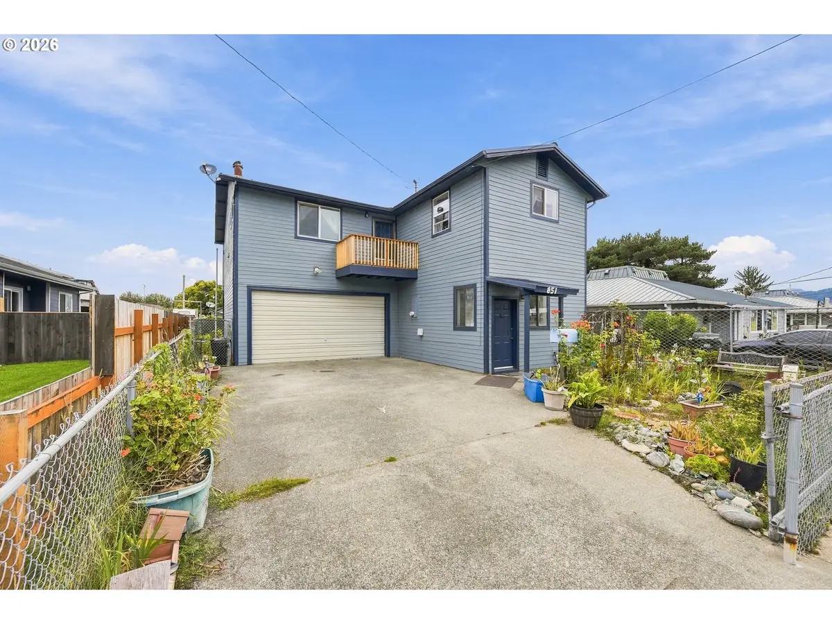 851 Greenwood Ave, Reedsport, OR 97467 - #1