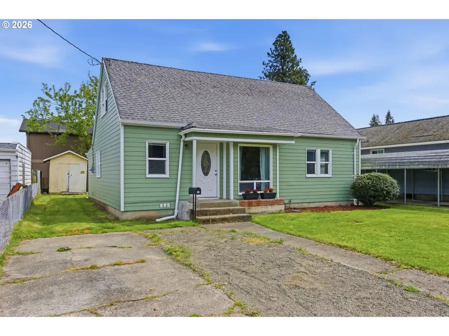 416 NW 5th Ave, Kelso, WA 98626 - #2