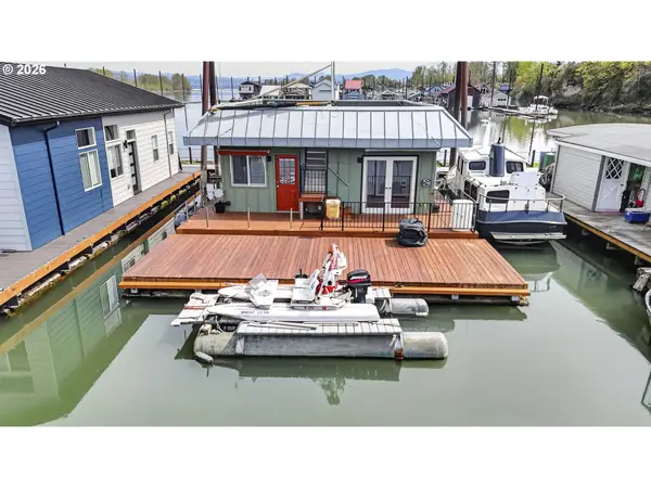 18989 NE Marine Dr #A7, Portland, OR 97230