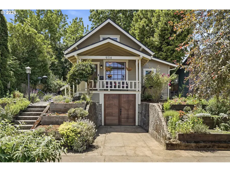 9314 N Ivanhoe St, Portland, OR 97203 - #2