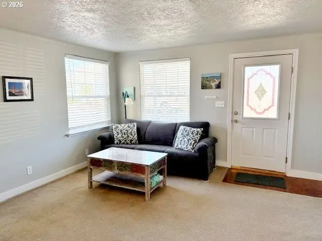 719 12th Ave, Seaside, OR 97138 - #3