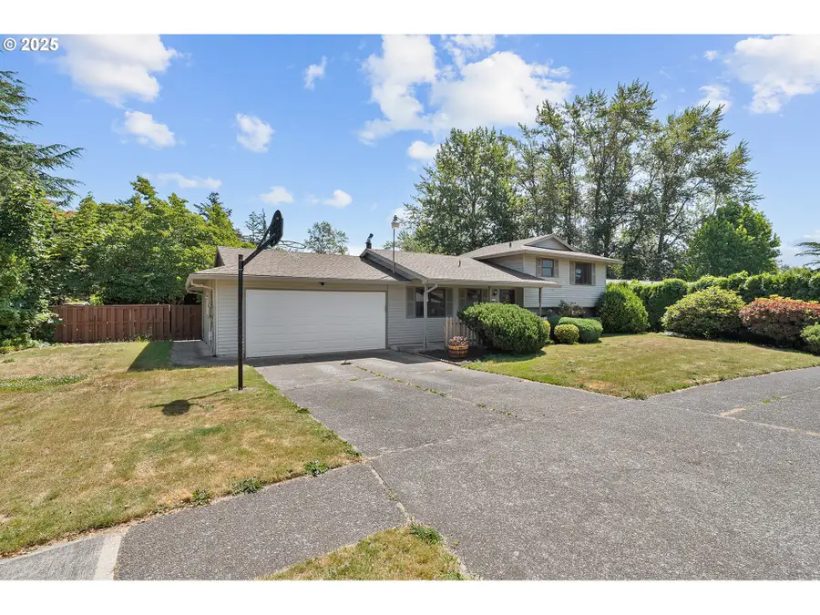 927 SE Sweetbriar Ln, Troutdale, OR 97060 - Image #2