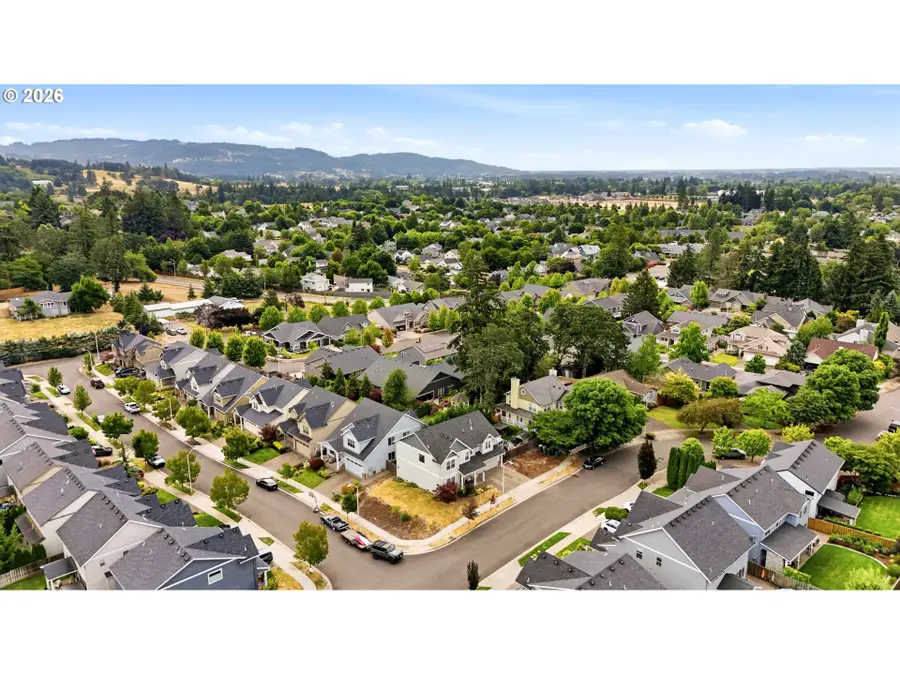 3872 N Morris St, Newberg, OR 97132 - #3