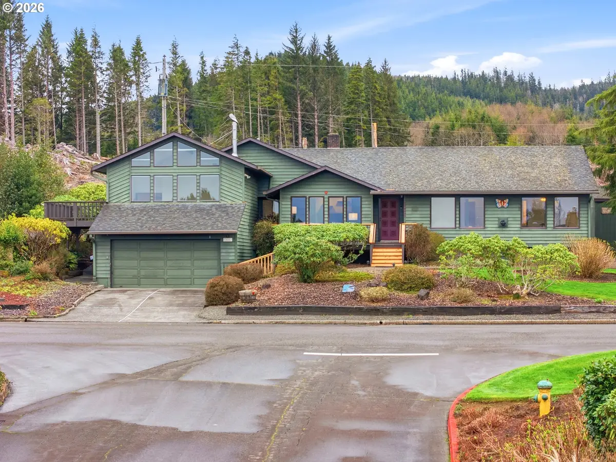 325 Alpine St, Seaside, OR 97138 - #1