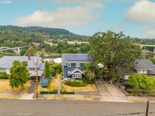 909 Center St, Oregon City, OR 97045 - #2