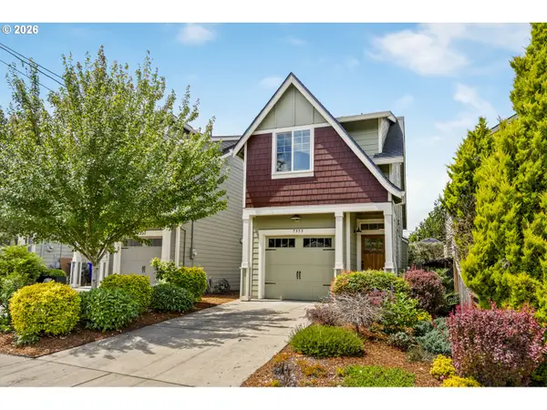 7955 N Courtenay Ave, Portland, OR 97203