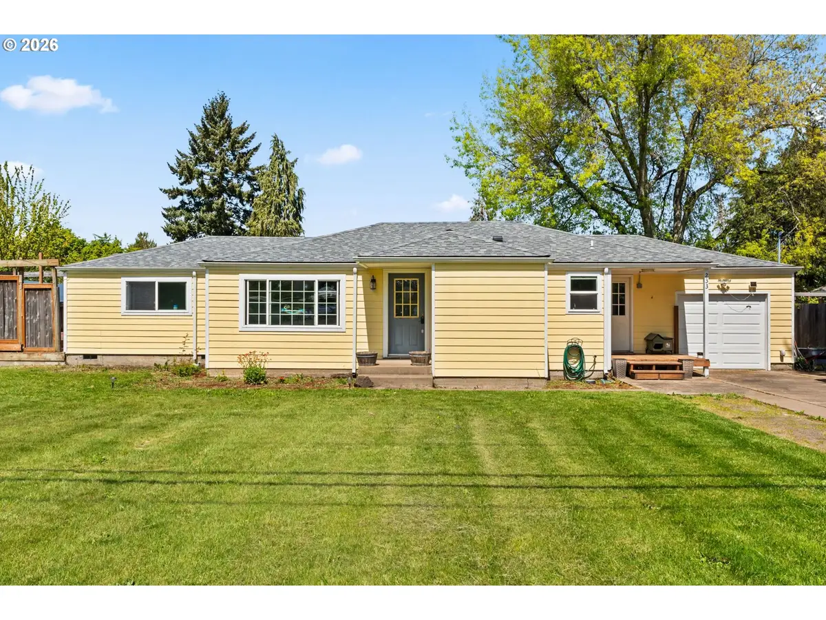 233 Howard Ave, Eugene, OR 97404 - #1