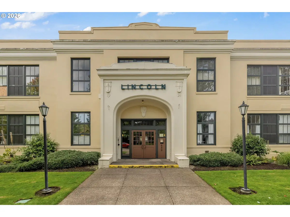 650 W 12th Ave #223, Eugene, OR 97402 - #1