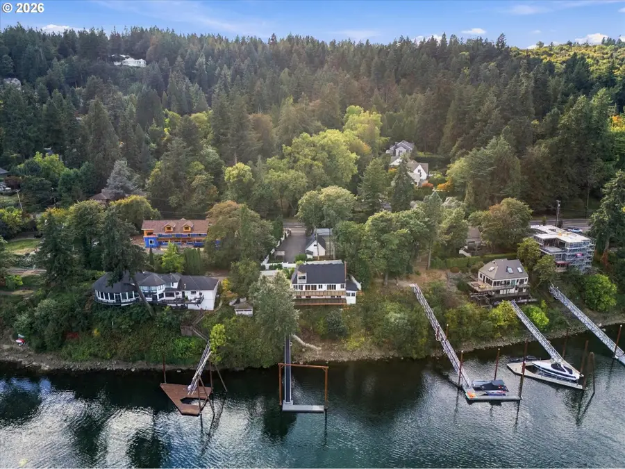 10150 S Riverside Dr, Portland, OR 97219 - #3