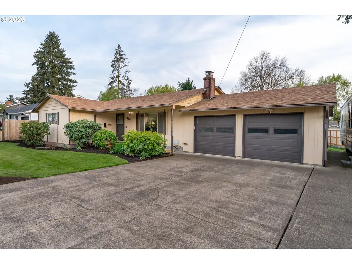 1908 NE Orchard Ave, McMinnville, OR 97128 - #1