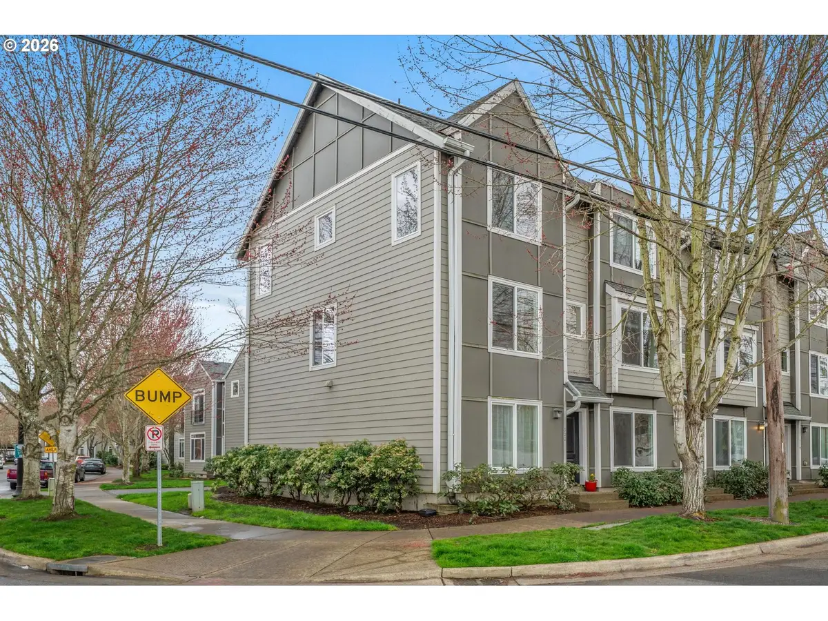 900 SW 173rd Ave, Beaverton, OR 97006 - #1