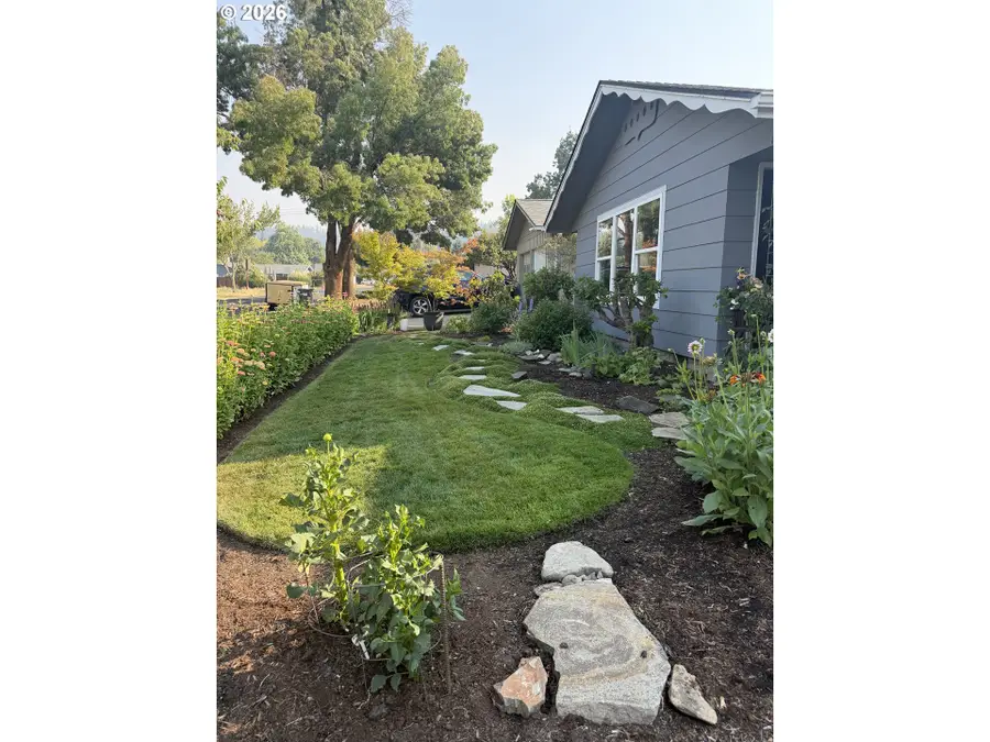 2350 Fillmore St, Eugene, OR 97405 - #2