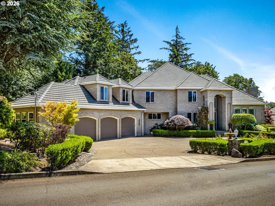9718 NW Skyview Dr, Portland, OR 97231 - #2