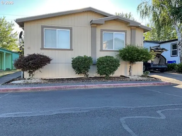 1949 SE Palmquist Rd #41, Gresham, OR 97080