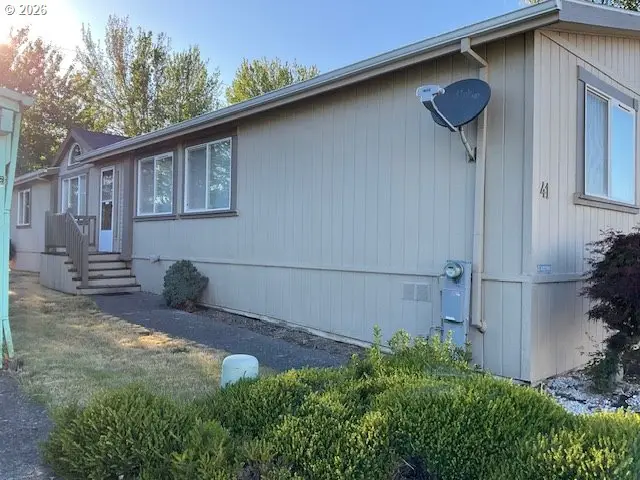 1949 SE Palmquist Rd #41, Gresham, OR 97080 - #2